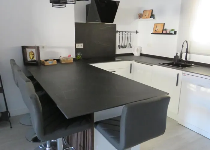 Bien Situado En * マルベーリャ